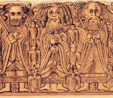 Afbeelding op de reliekschrijn van Sint-Moedoc. Ligt de veronderstelling niet voor de hand dat dan één van de drie afgebeelde personen Aidan zelf is? Hijzelf in het midden? De oudste (rechts) zou zijn leermeester David van Wales kunnen zijn. En de wat jongere (links) een van zijn leerlingen, bv Laserian van Devenish?