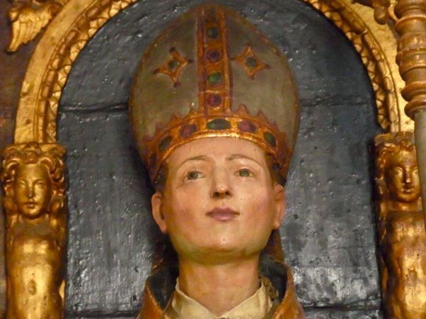 hoofd van het processiebeeld van Aemilianus Italië,Trevi, Sant'Emiliano [met dank aan Emile Berger)