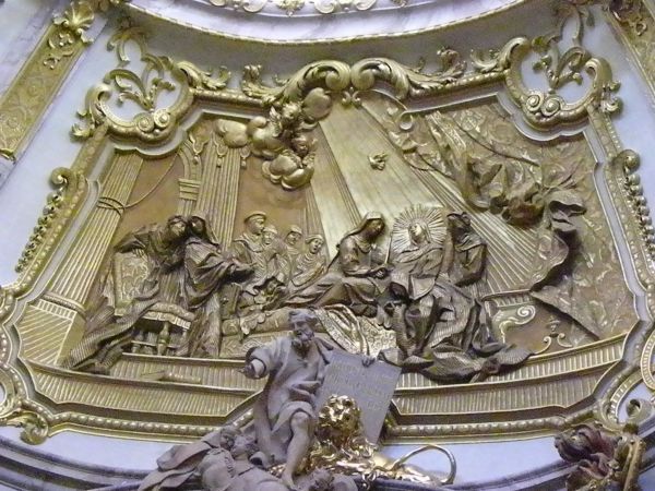 Achter de evangelist Markus (met leeuw): sterfbed Scholastica.