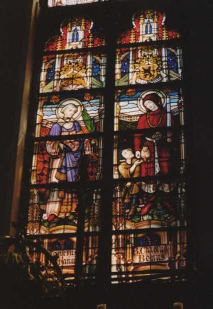 links H. Stefanus, rechts: Karel de Goede.