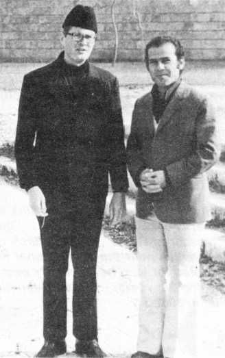 22 dec 1975, Nabha, Libanon. Nico met Ghassibe Keyroux, een catechist die ook vermoord werd.