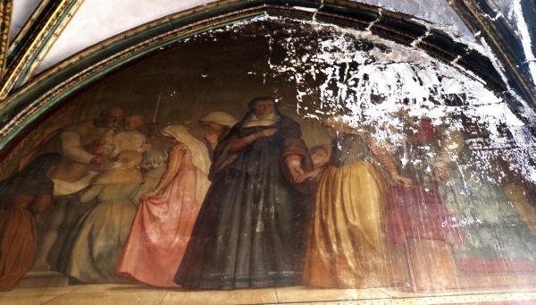 Marie gaat na de communie terug naar huis met haar kinderen en haar personeel.