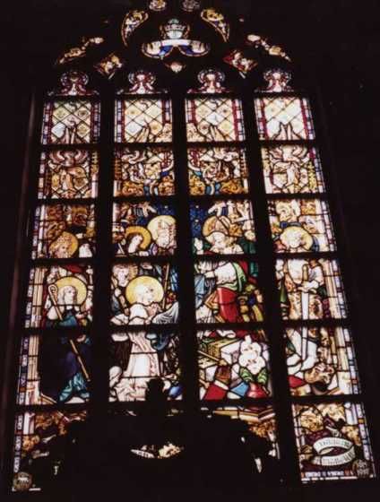 Van links naar rechts: boven: Sigebert, ?, Rictrudis, Autbertus, Amandus, Bavo onder: Itta, Gertrudis, Alegondis.