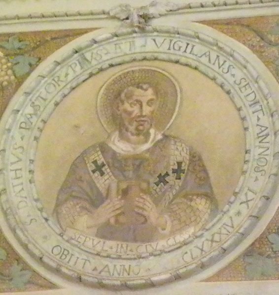 Randschrift: S. Dathus. Pastor Pius et Vigilans. Sedit Annos IX. Obiit Anno CLXXXIV' (Sint Dathus. Vroom en waakzaam herder. Resideerde 9 jaren. Stierf in 184) 18e/19e eeuw, wandschildering