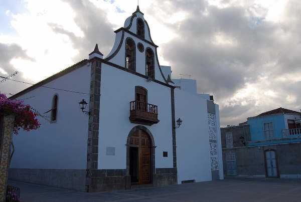 Locale kerk. Canarische eilanden, La Palma, Tazacorte. (met dank aan Wim Dellaert, woonachtig op La Palma).