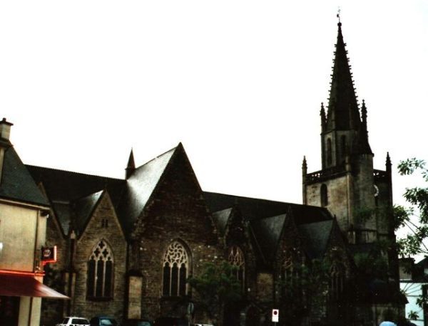 MARIA van Pontivy, Bretagne, Frankrijk; Eglise Notre Dame de la Joie