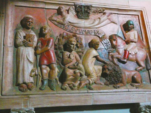 Van links naar rechts: 1. Mamas, herdersjongen, krijgt onderricht in de christelijke leer; 2. hoedt (wilde) dieren); 3. zelfs leeuwen; 4. gearresteerd tijdens christenvervolging.