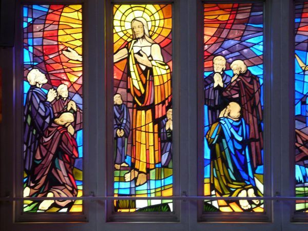 Tweede Glorievolle Geheim: Jezus stijgt op ten hemel.