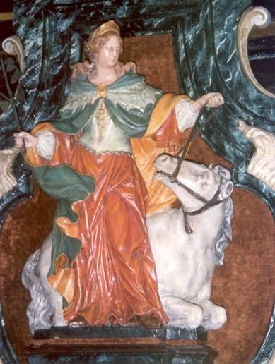 Odrada temt wild paard om naar de kerk te kunnen gaan.