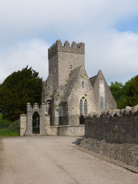 Saint Doulagh's Church (13e eeuw)