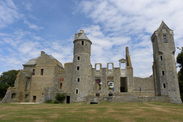 De zogenoemde St-Gerboldhermitage te Gratot, Normandië, Frankrijk